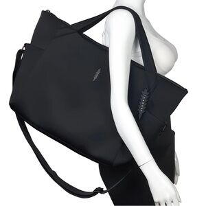 Thacker neoprene Black Travel Bag brand new perfect condition